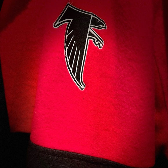 Chalk Line Falcons Red & Black Fleece Pullover w/ pockets - Picture 3 of 5